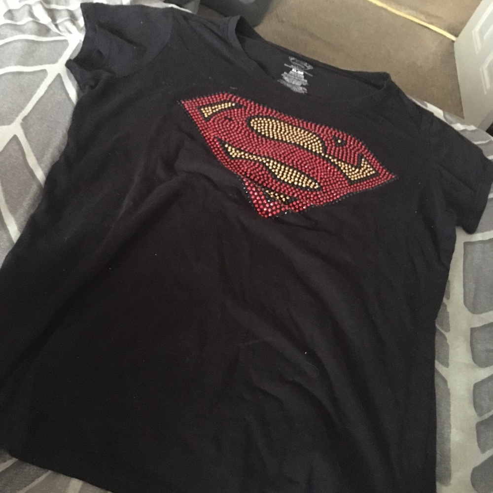 Superman logo shirt